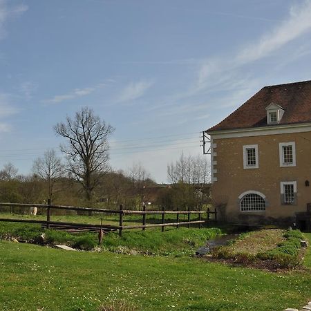 Bed and Breakfast Moulin De Morance Ecommoy Exterior foto